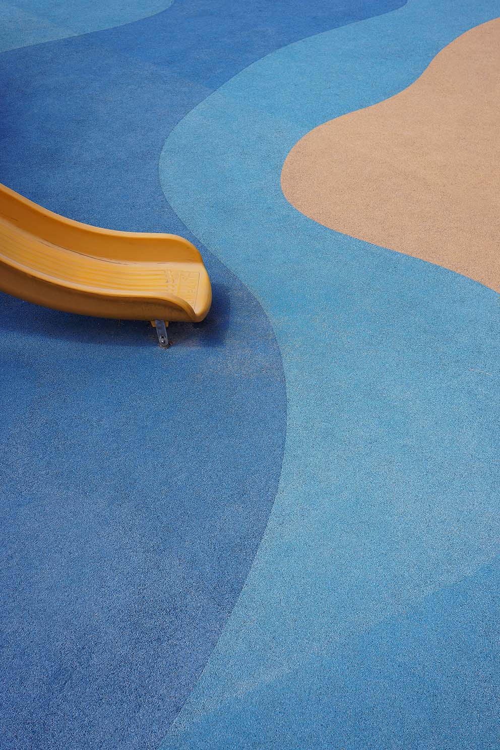 Curves, 2022, Série / From the series The Nature of Things © Jessica Backhaus