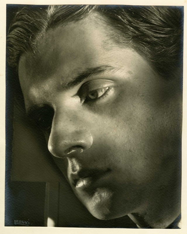Francis Bacon, Berlin, vers 1929-1930 par Helmar Lerski. Francis Bacon MB Art Foundation, Monaco/MB Art Collection © Estate Helmar Lerski, Museum Folkwang, Essen, 2024